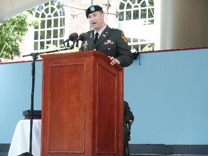 Captain Vincent Tuohey '01 at 2005 ROTC Commissioning